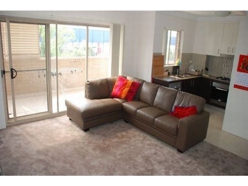 11-19 Mandemar Avenue, Homebush West NSW 2140