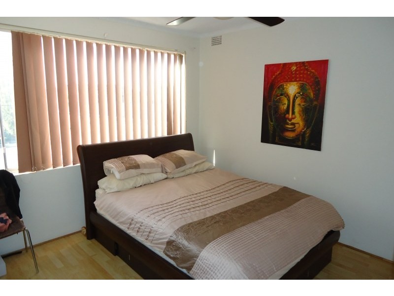 4 Mooney Street, Strathfield South NSW 2136