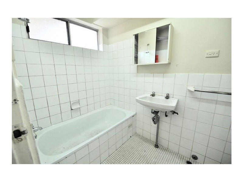 11 Tavistock Road, Homebush West NSW 2140