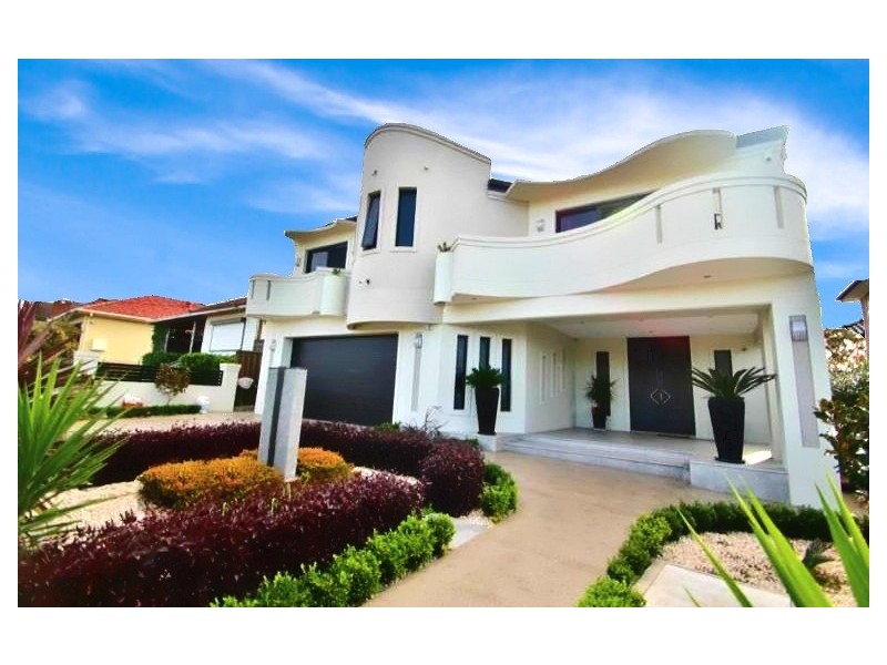 38 Rea Street, Greenacre NSW 2190