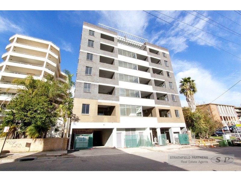 Unit 43/3 Campbell Street, Parramatta NSW 2150