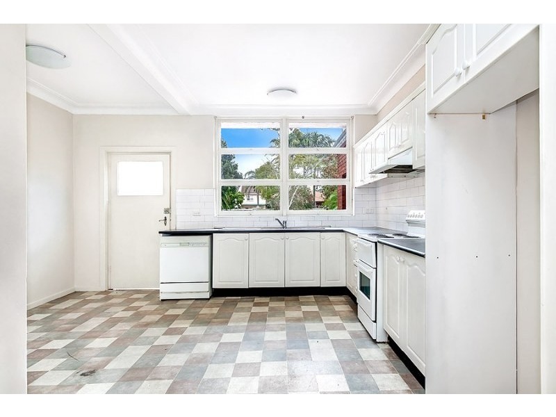 4 Strathfield Avenue, Strathfield NSW 2135