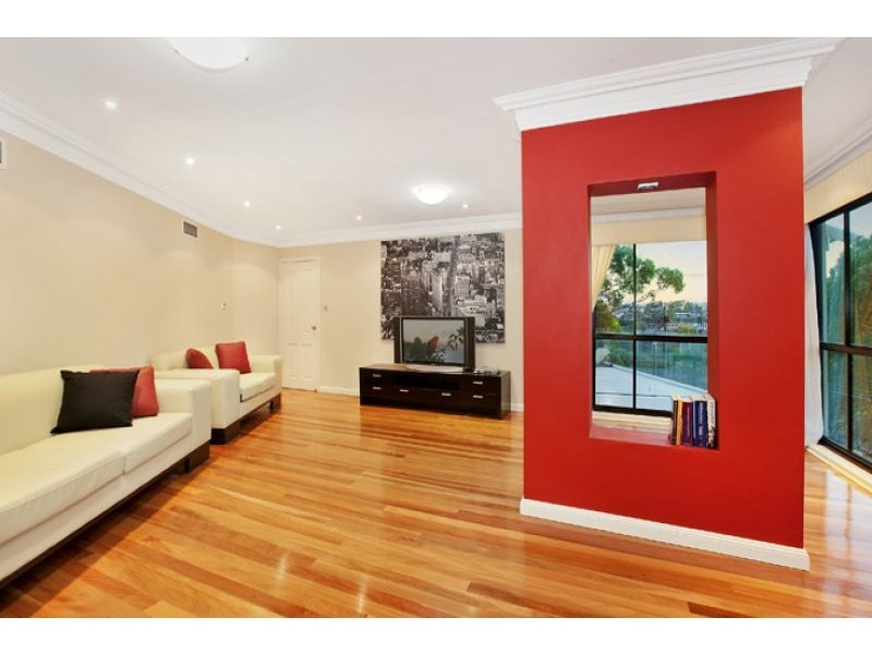 98 Killarney Drive, Killarney Heights NSW 2087