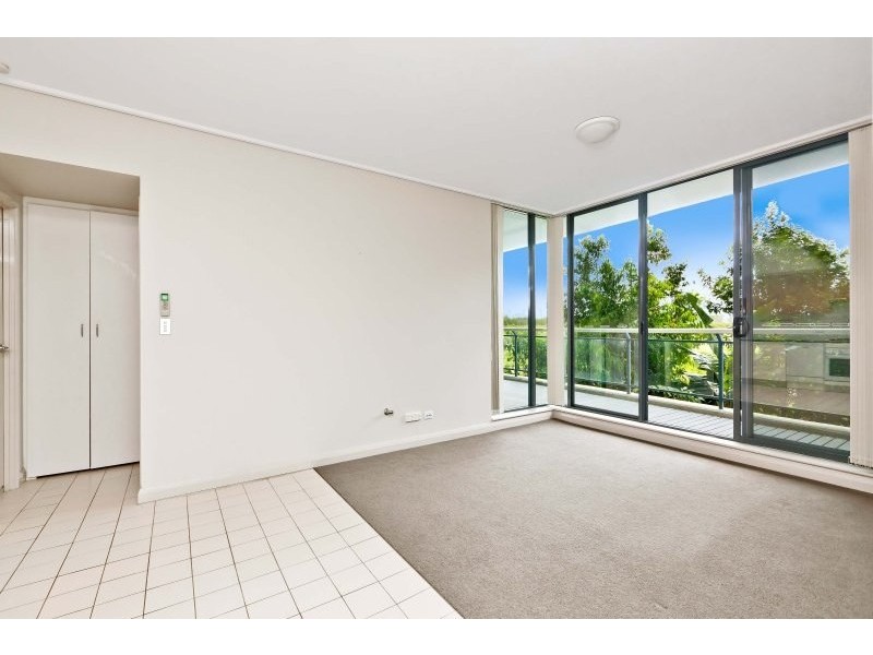 27 Bennelong Parkway, Wentworth Point NSW 2127