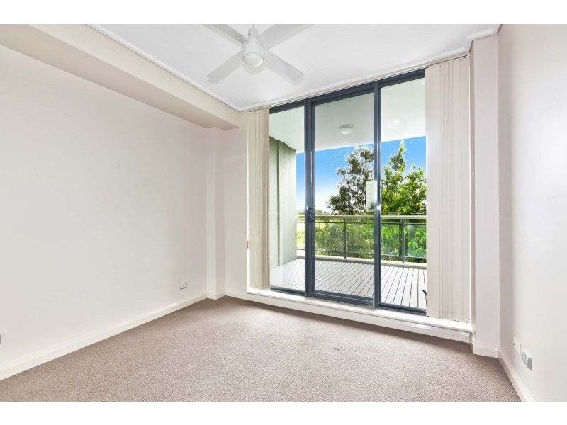 27 Bennelong Parkway, Wentworth Point NSW 2127