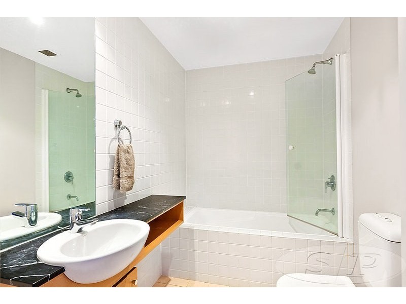 27 Bennelong Parkway, Wentworth Point NSW 2127