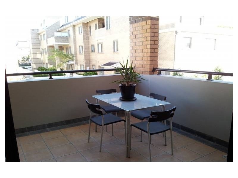 Unit 8/33-35 Eastbourne Road, Homebush West NSW 2140