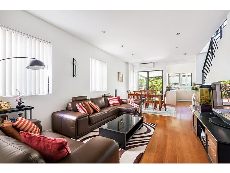 Unit 1/15 Blackwall Point Road, Chiswick NSW 2046