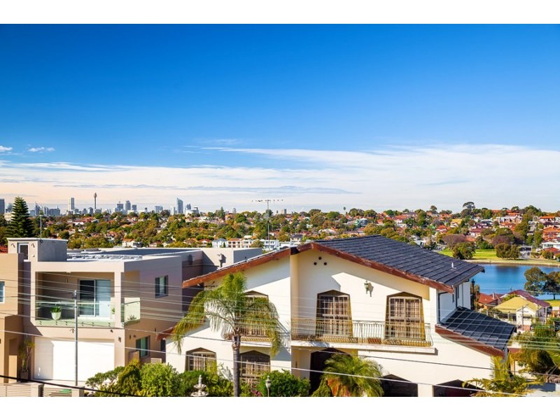 Unit 1/15 Blackwall Point Road, Chiswick NSW 2046
