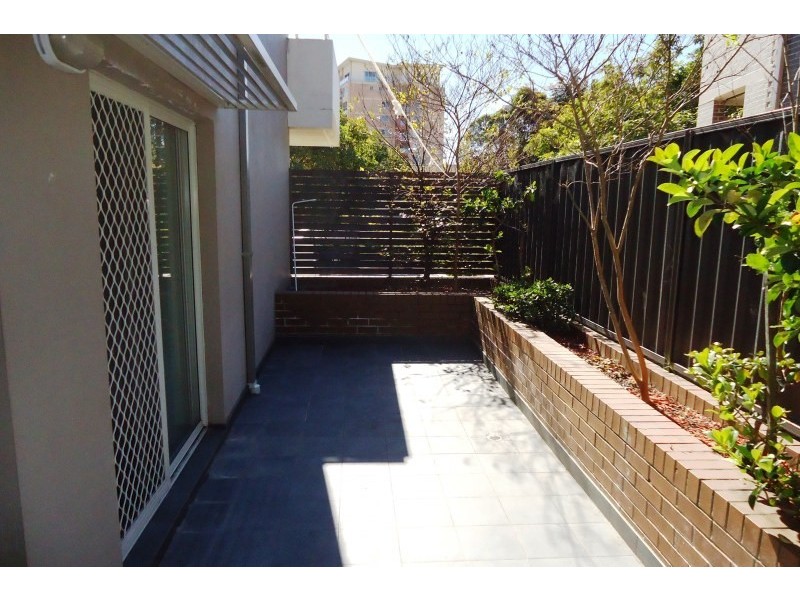 Unit 1/9-10 The Crescent, Homebush NSW 2140