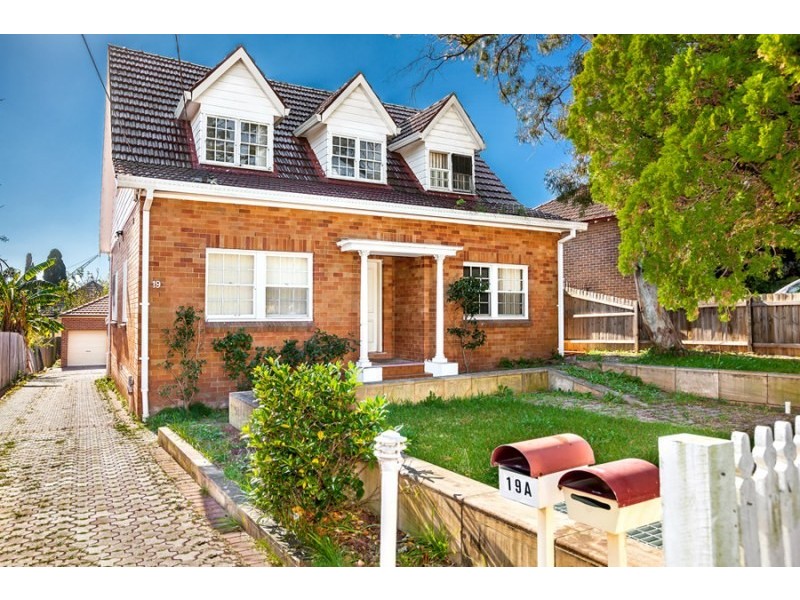 19 Woodside Avenue, Burwood NSW 2134