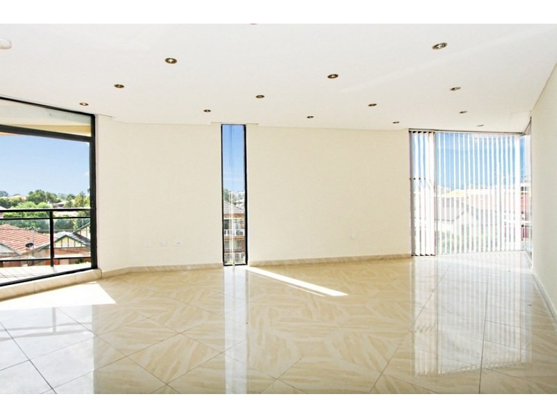 Penthouse  Willison Road, Carlton NSW 2218