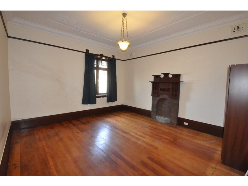 Unit 2/37 Tahlee Street, Burwood NSW 2134