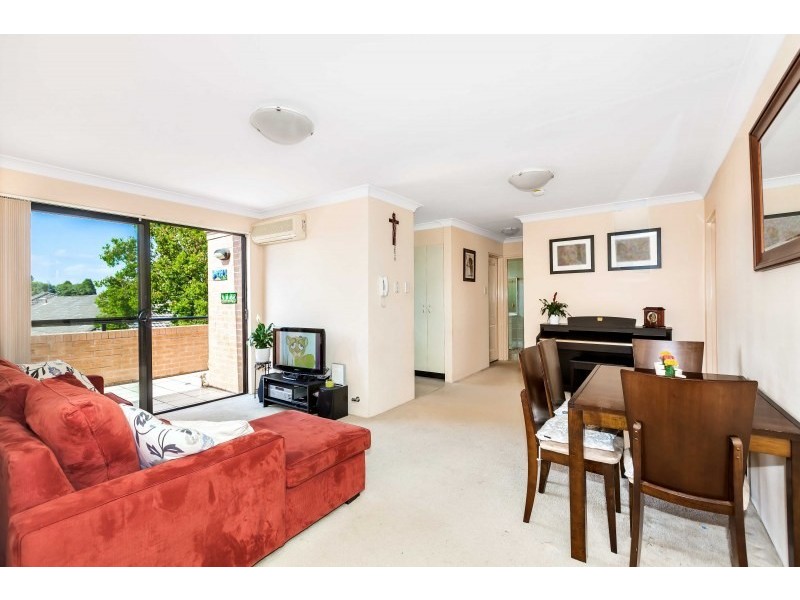 Unit 27/16-18 Hornsey Road, Homebush West NSW 2140