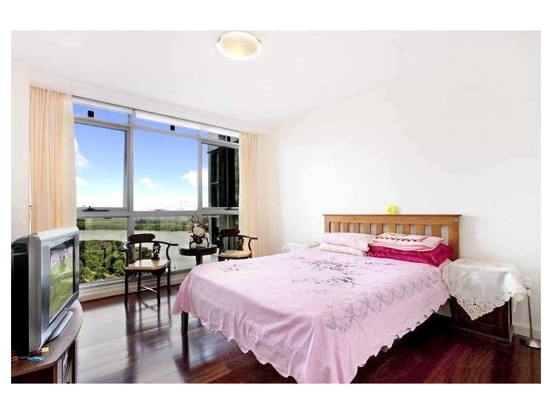 Unit 902/2 Rider Boulevard, Rhodes NSW 2138