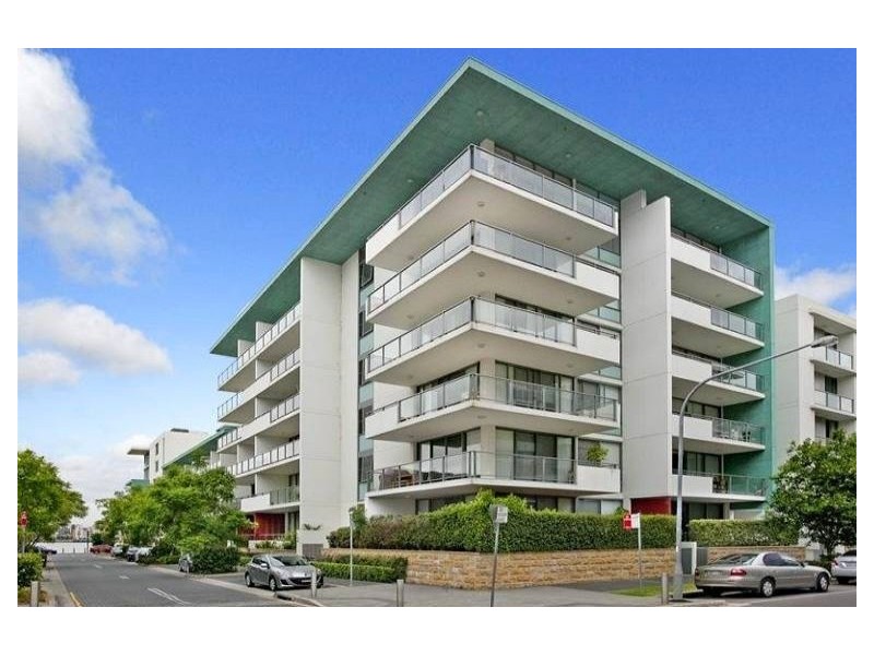 4 Lewis Avenue, Rhodes NSW 2138