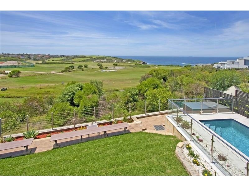 68 Gubbuteh Road, Little Bay NSW 2036
