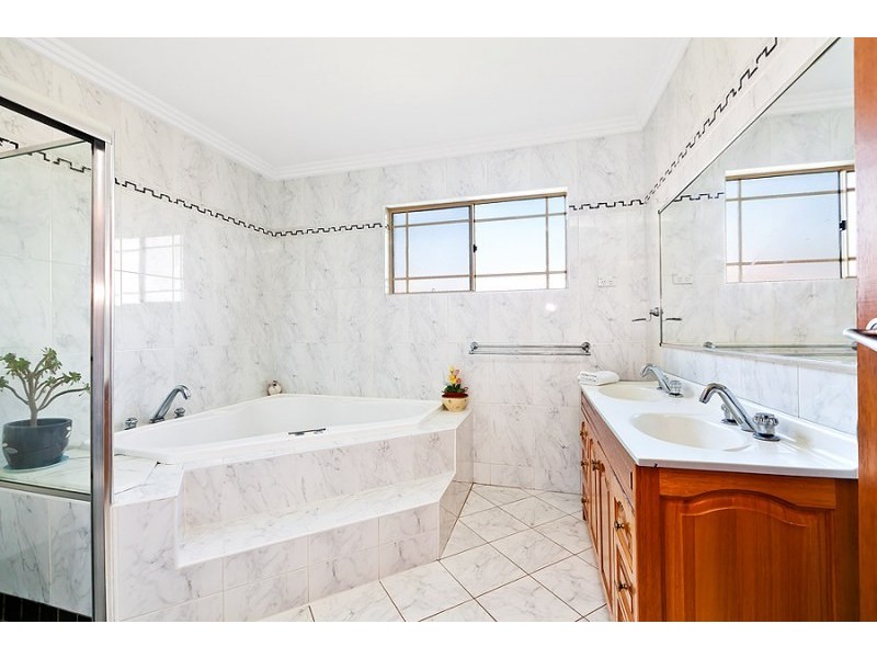 76 Brays Road, Concord NSW 2137