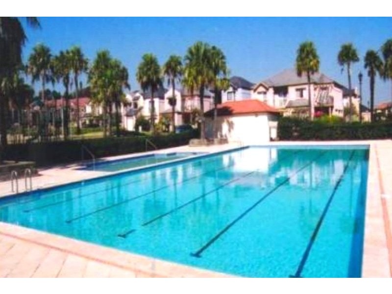 Unit 4/11 Thorpe Avenue, Liberty Grove NSW 2138