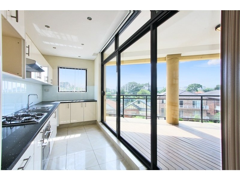 2 Willison Road, Carlton NSW 2218