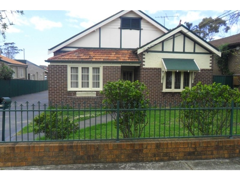 128 Lucas Road, Burwood NSW 2134