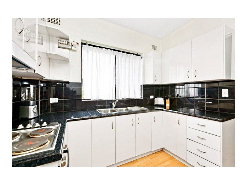 Unit 1/40 The Crescent, Homebush NSW 2140