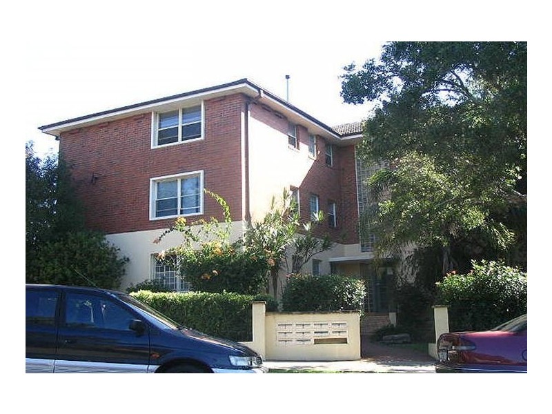 Unit 4/29-31 Marlene Crescent, Greenacre NSW 2190