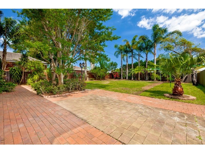 122 Griffiths Avenue, Bankstown NSW 2200