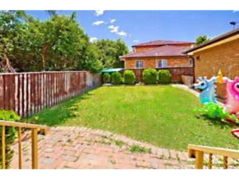 13 Gladstone Street, Burwood NSW 2134