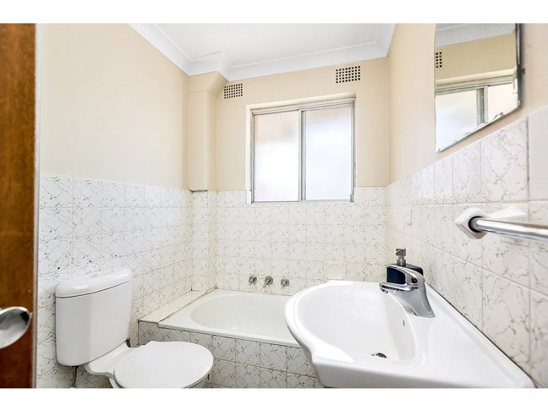 Unit 5/48 Burlington Road, Homebush NSW 2140