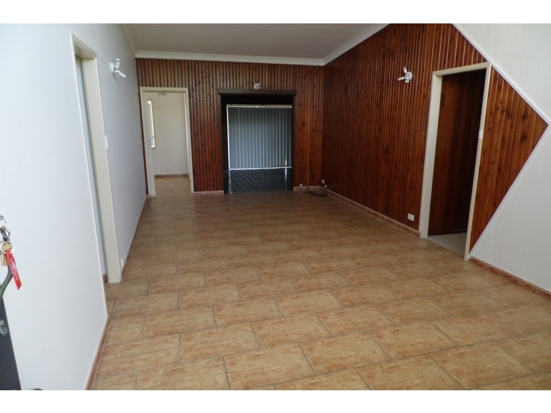 60 Edna Avenue, Merrylands West NSW 2160