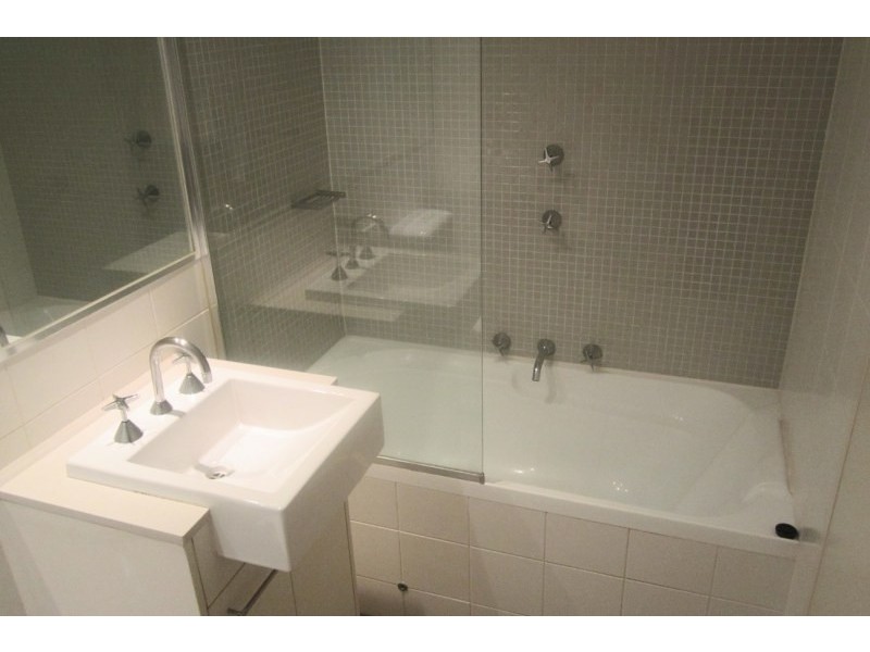 Unit 302/4 Shoreline Drive, Rhodes NSW 2138