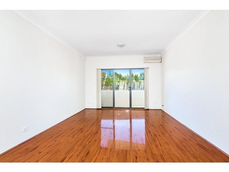 Unit 40/9 Eastbourne Road, Homebush West NSW 2140
