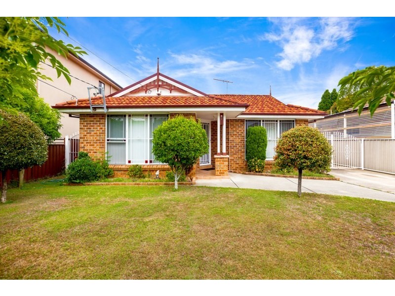 66 Evans Street, Fairfield Heights NSW 2165