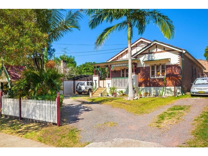83 Blaxland Road, Rhodes NSW 2138