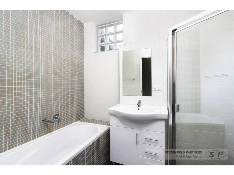 Unit 1-54/3 Campbell Street, Parramatta NSW 2150