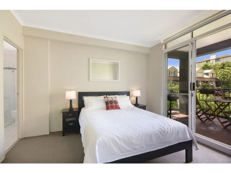 Unit 32/300 Riley Street, Surry Hills NSW 2010