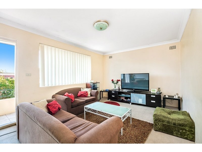 Unit 4/48 Burlington Road, Homebush NSW 2140