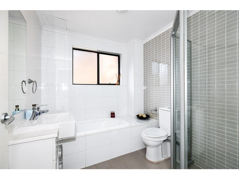 Unit 18/45 Eastbourne Road, Homebush West NSW 2140