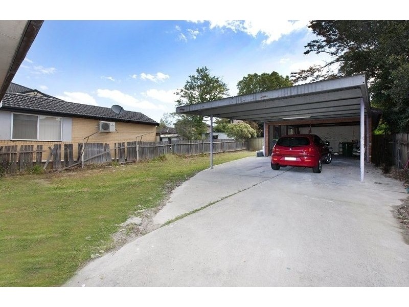 6 Cahill Lane, Greenacre NSW 2190