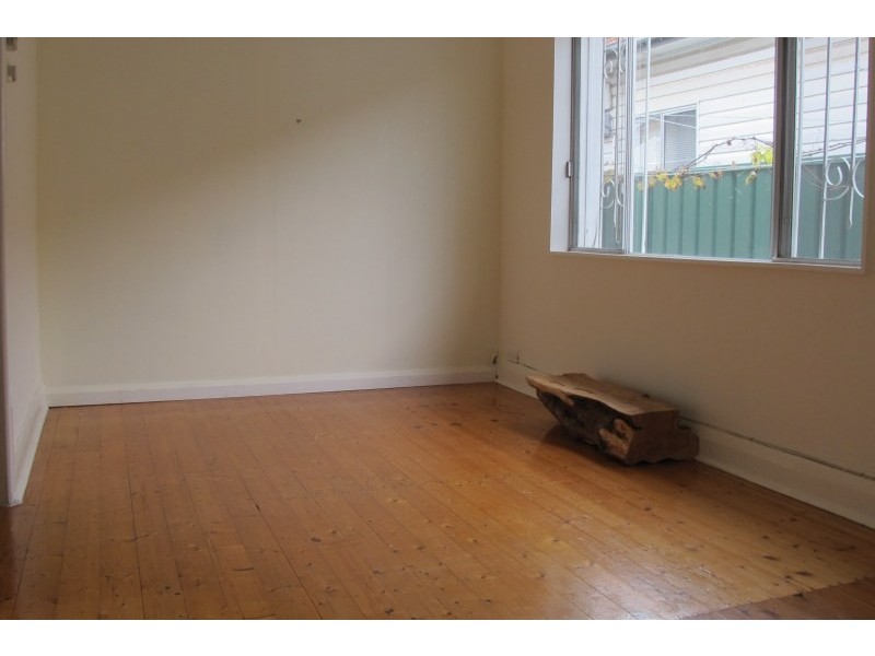 39 Boronia Street, South Granville NSW 2142