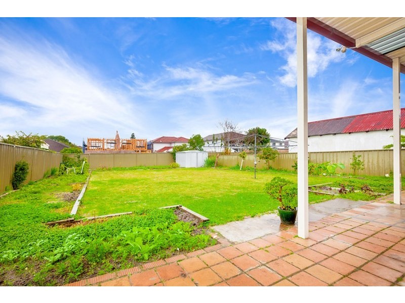 176 South Terrace, Bankstown NSW 2200