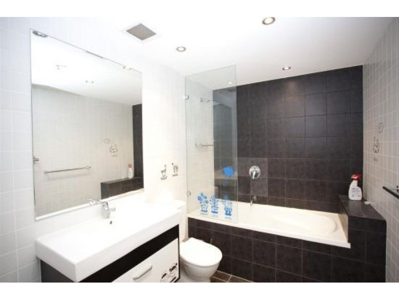 Unit 2402/138-140 Church Street, Parramatta NSW 2150