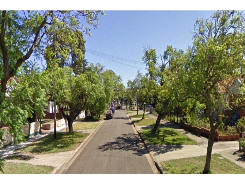 2 Kanoona Avenue, Homebush NSW 2140