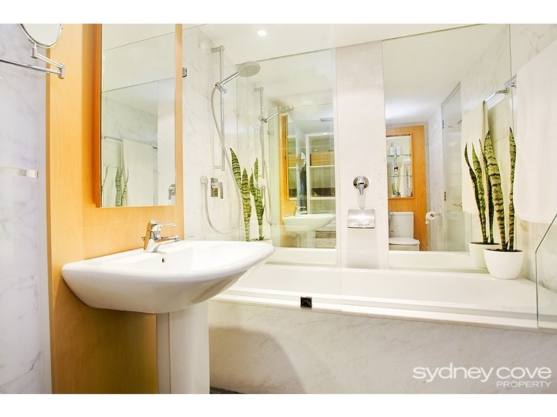 30 Glen Street, Milsons Point NSW 2061