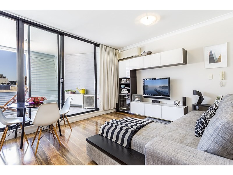 11a Lachlan Street, Waterloo NSW 2017