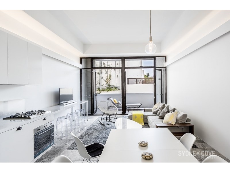 18 Danks Street Street, Waterloo NSW 2017