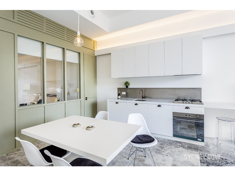 18 Danks Street Street, Waterloo NSW 2017