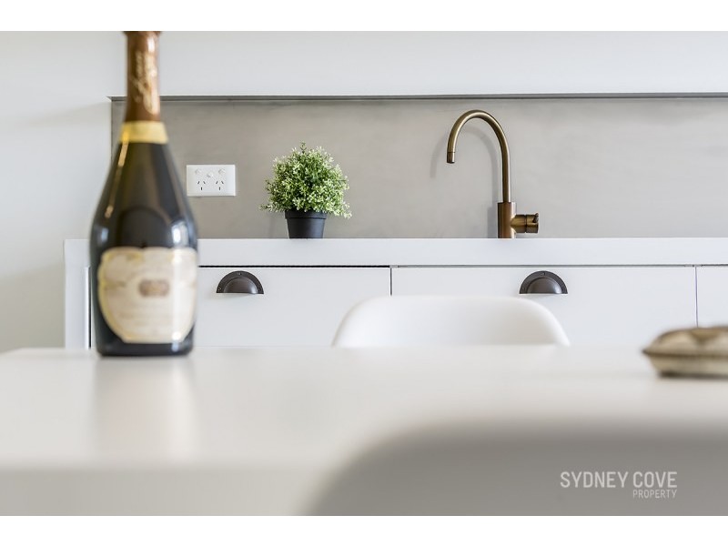 18 Danks Street Street, Waterloo NSW 2017