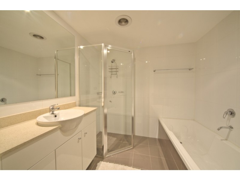 2-4 Lachlan Street, Waterloo NSW 2017